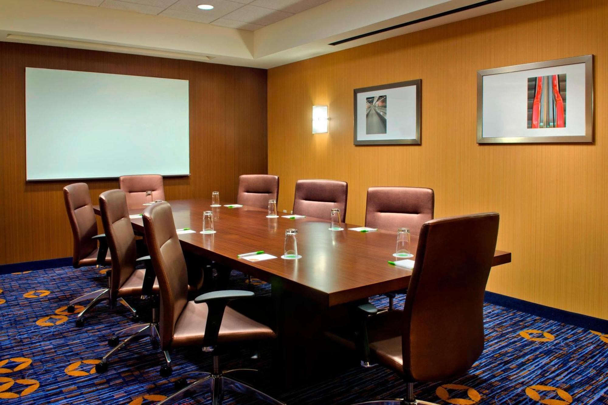 Courtyard By Marriott Newark Downtown Hotel Ngoại thất bức ảnh