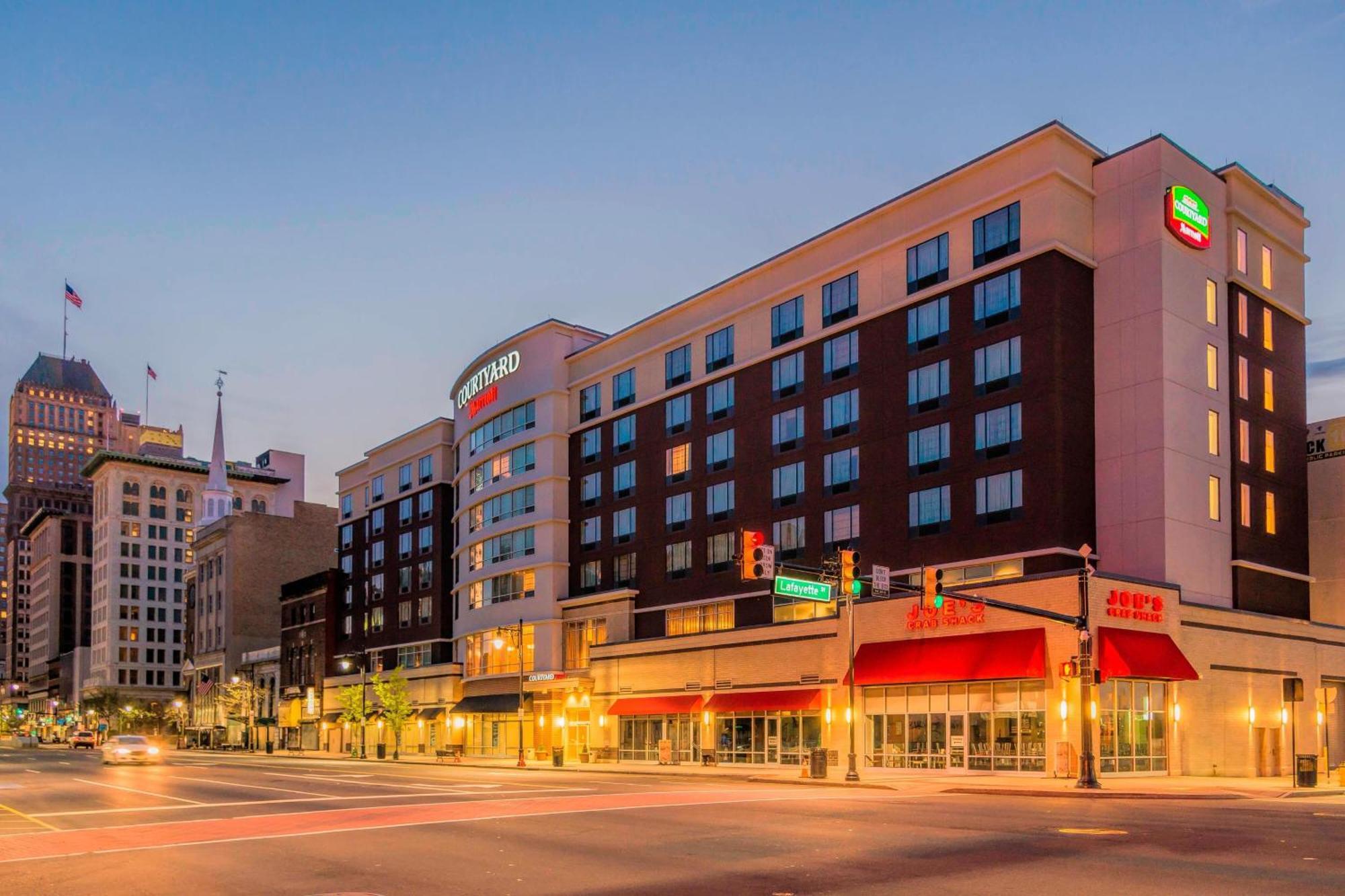 Courtyard By Marriott Newark Downtown Hotel Ngoại thất bức ảnh